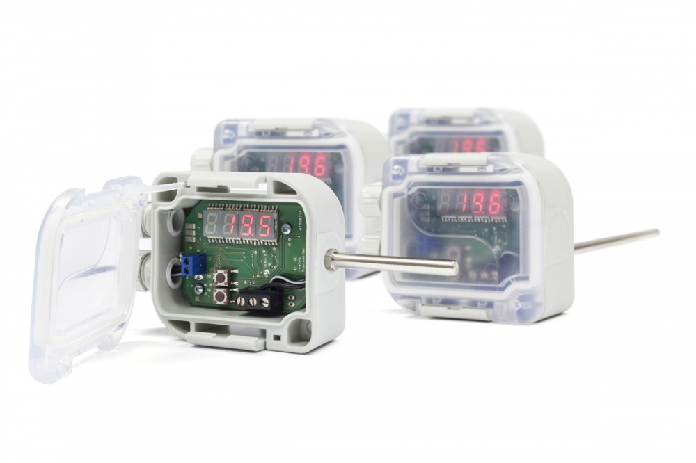 Digital temperature meters